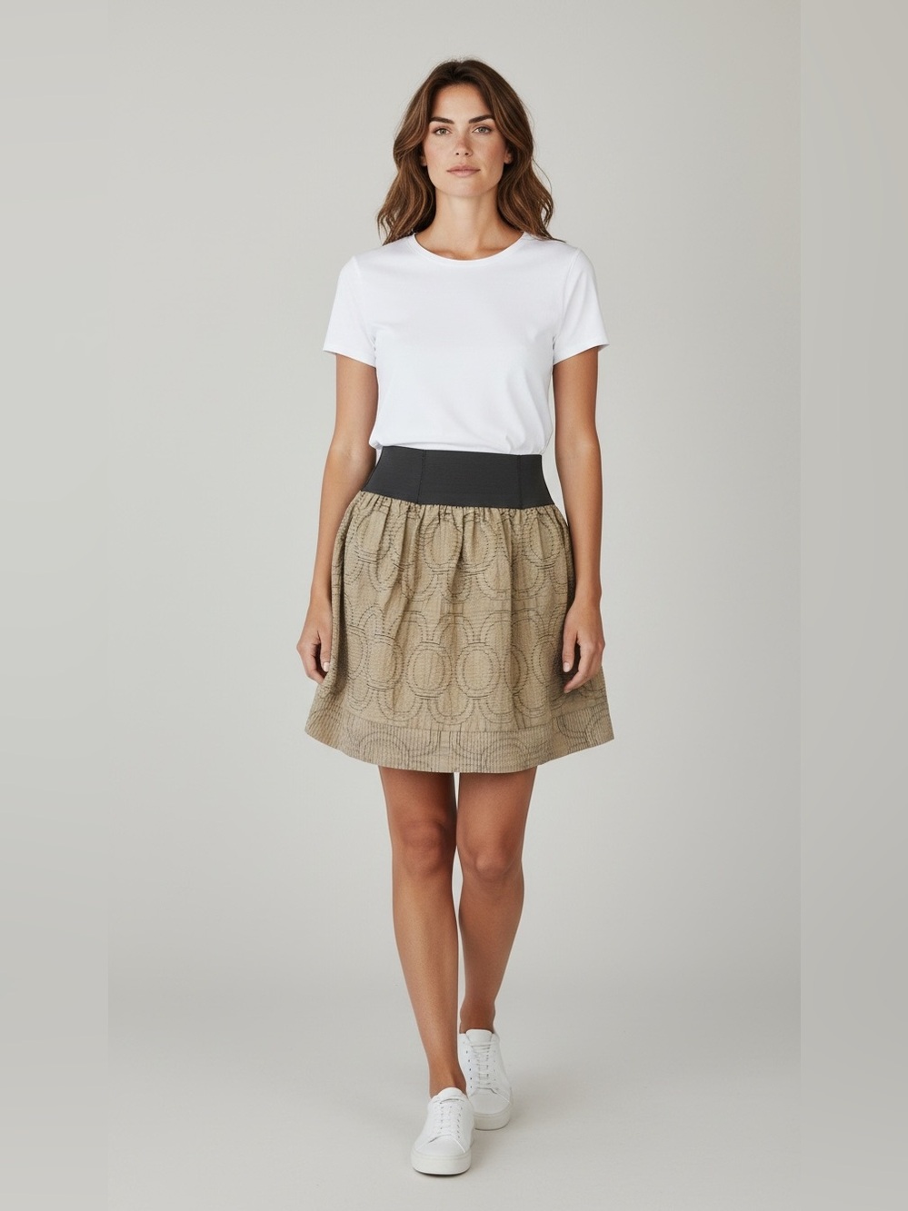 Vera Wang Skirt Size S